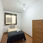 Rent 2 bedroom apartment of 60 m² in barcelona