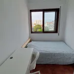 Rent a room in porto