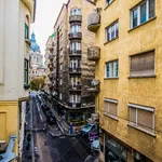 Rent 2 bedroom apartment of 100 m² in Budapest