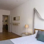 Rent a room in lisbon