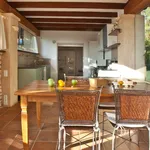 Rent 6 bedroom house in Cala Bassa