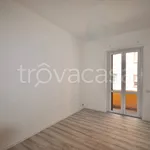 Rent 3 bedroom apartment of 90 m² in Novara