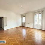 Affitto 5 camera appartamento di 216 m² in Milan