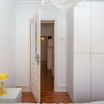 Rent a room in lisbon