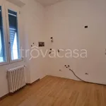 Rent 4 bedroom apartment of 90 m² in Firenze