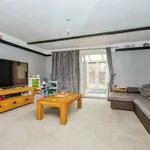 Rent 3 bedroom flat in East Of England