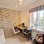 Rent 4 bedroom house in Wales