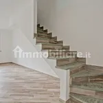 Rent 5 bedroom apartment of 131 m² in Rome