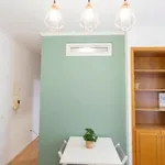 Rent 1 bedroom apartment in Lisbon