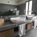 Rent 5 bedroom apartment of 200 m² in Arezzo