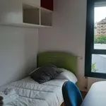 Rent a room of 90 m² in oviedo