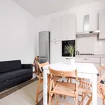 Rent a room of 156 m² in Milan