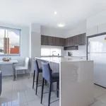 Rent 1 bedroom apartment in Woolloongabba