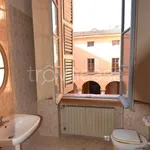 Rent 8 bedroom apartment of 500 m² in Mantova