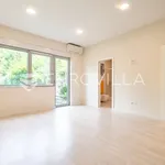 Rent 4 bedroom house of 440 m² in Zagreb