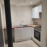 Rent 2 bedroom flat in Bradford