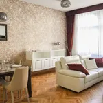 Rent 2 bedroom apartment of 90 m² in Prague