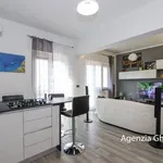 Rent 3 bedroom apartment of 110 m² in Genova