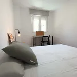 Rent a room of 120 m² in Madrid