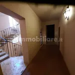 Affitto 3 camera appartamento di 120 m² in Siena