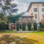 Rent 4 bedroom apartment of 257 m² in Bergamo