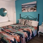 Rent 4 bedroom apartment in Valencia