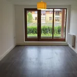 Flat to rent in Commonwealth Drive, Crawley RH10