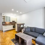 Pronajměte si 2 ložnic/e byt o rozloze 58 m² v Prague