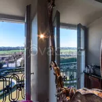 Rent 5 bedroom apartment of 240 m² in Lomagna