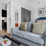 Rent 1 bedroom apartment of 36 m² in London