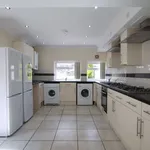 Rent 6 bedroom house in Wales