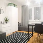 Rent 1 bedroom apartment of 50 m² in Krakow