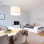 Rent 1 bedroom apartment of 30 m² in Düsseldorf