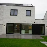 Rent 4 bedroom house of 246 m² in Kortemark