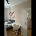 Miete 3 Schlafzimmer wohnung von 80 m² in Frankfurt am Main