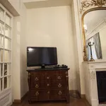 Rent 1 bedroom apartment of 140 m² in Paris