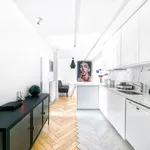 Appartement de 646 m² avec 1 chambre(s) en location à Paris