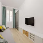 Rent 1 bedroom apartment of 50 m² in milan