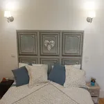 Rent 1 bedroom apartment in Porto