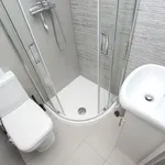 Rent 7 bedroom apartment in West Midlands