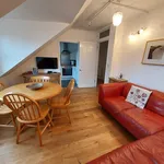 Rent 2 bedroom apartment of 861 m² in London