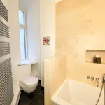 Rent 4 bedroom apartment of 129 m² in Berlin