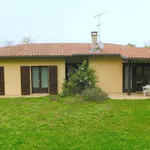 Rent 4 bedroom house of 120 m² in Cazaubon