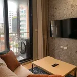 Rent 1 bedroom apartment of 44 m² in Bangkok