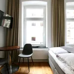 Miete 1 Schlafzimmer wohnung von 215 m² in Cologne