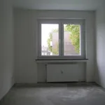 Rent 4 bedroom apartment of 70 m² in Duisburg