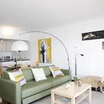 Rent 2 bedroom apartment of 110 m² in Cascais