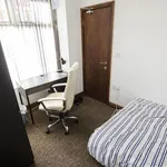 Rent 6 bedroom apartment in West Midlands