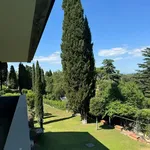 Rent 5 bedroom house of 300 m² in Roma