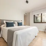 Rent 1 bedroom apartment of 187 m² in Madrid